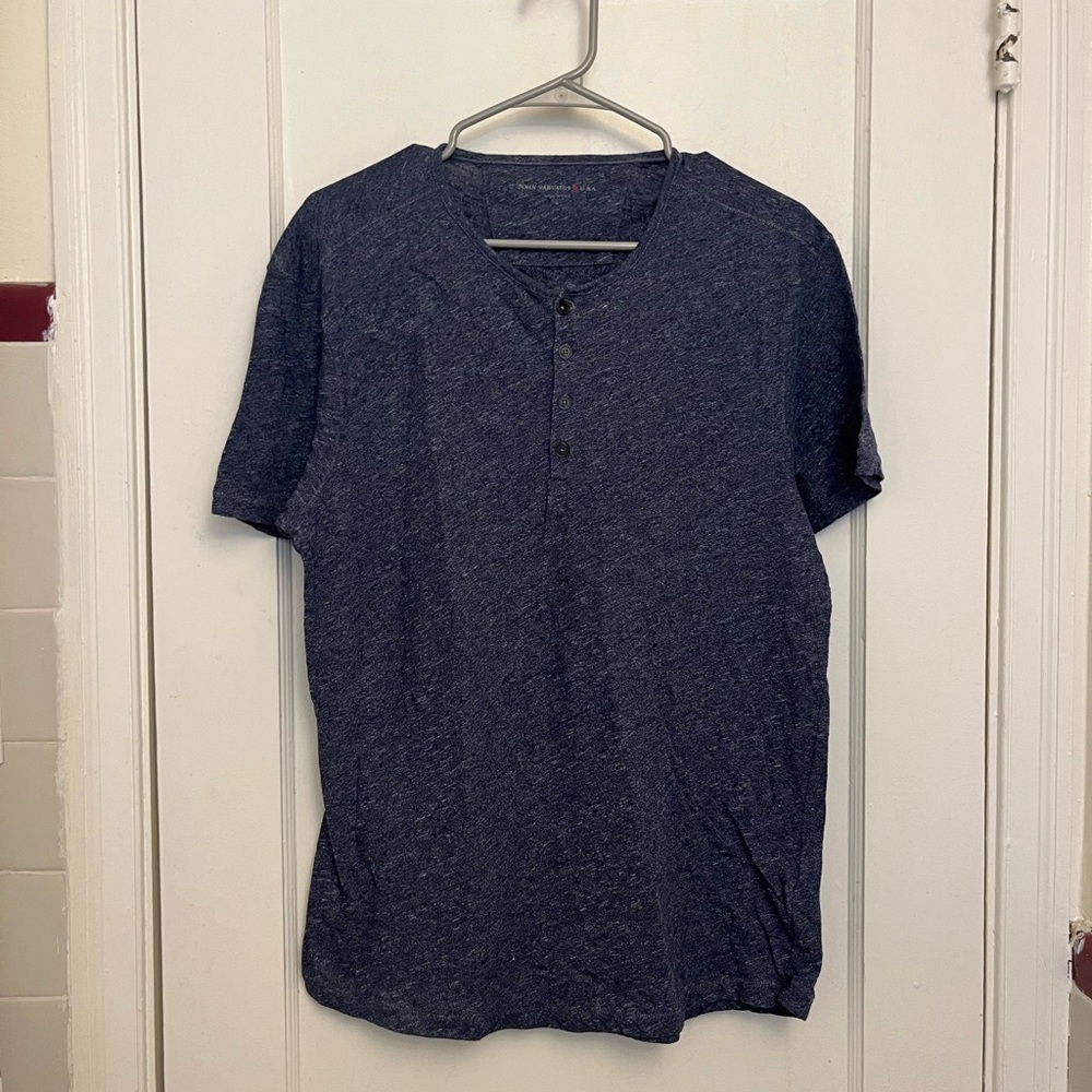 John Varvatos Men's Short Sleeve Henley Tee - Navy Blue